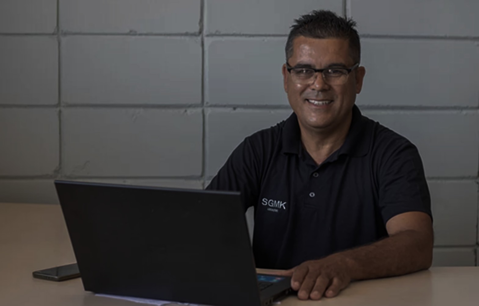 Atendimento corporativo SGMK Locações